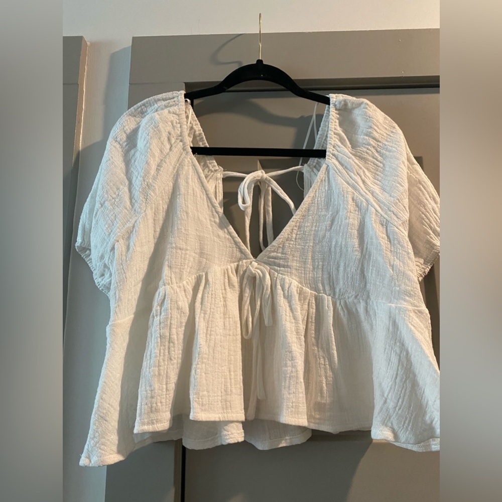 Mi Ami White Top
